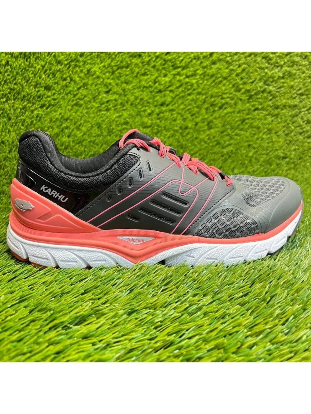 Karhu Fast 7 MRE Womens Size 9 Jet Black Coral Athletic Running Shoes Sneakers